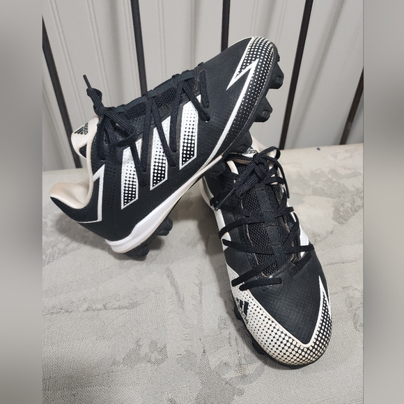 adidas kids baseball cleats